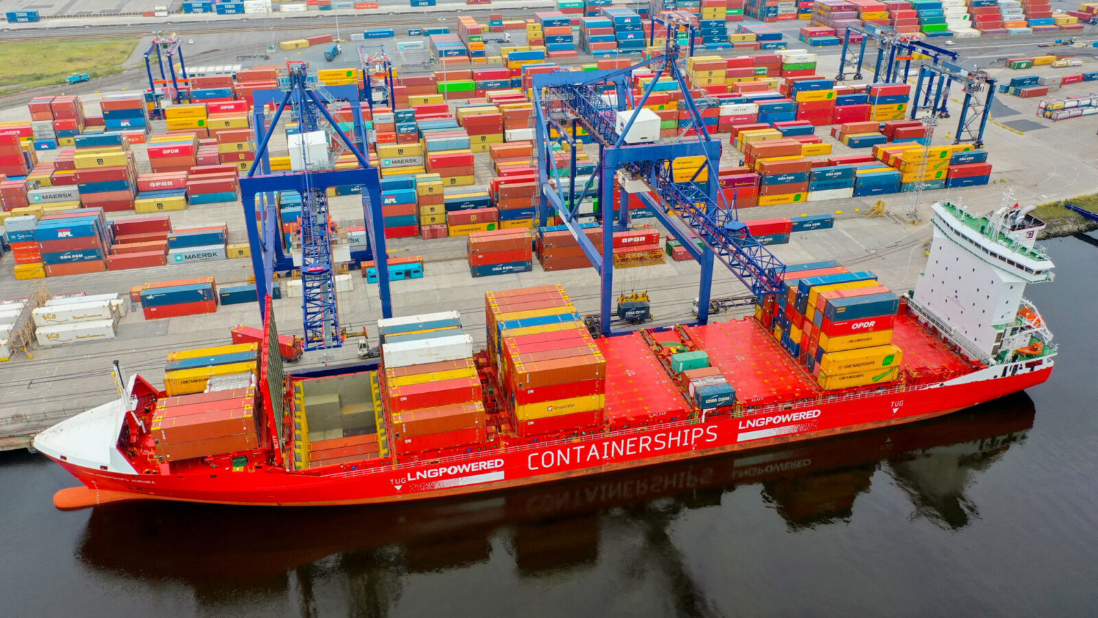 Teesport welcomes new Containerships route