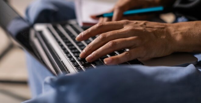 Less than one month left for VAT businesses to be ready for Making Tax Digital filing 